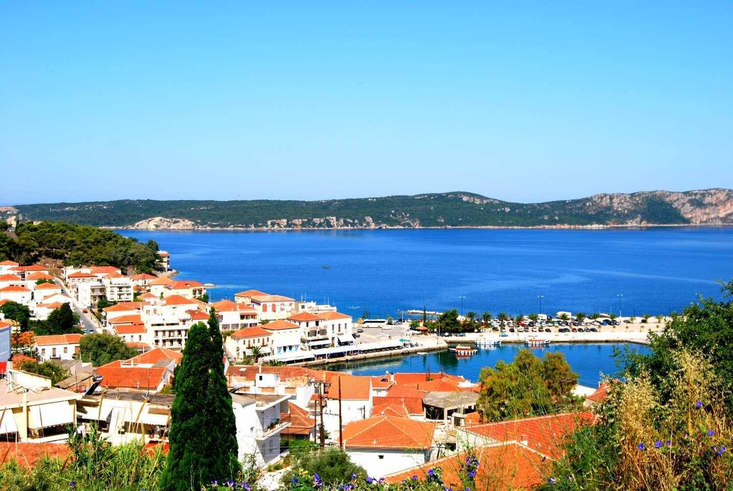 Day 1: Visiting Kyparissi Excursions
